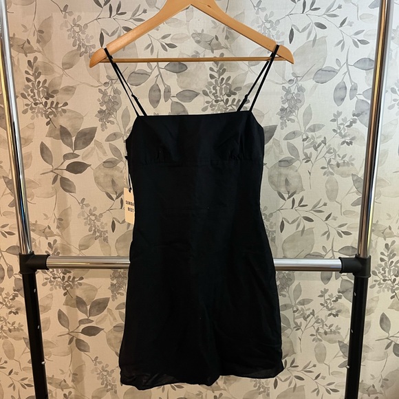 ✨ Sunday Best Quaint Linen Dress✨ - Picture 2 of 5